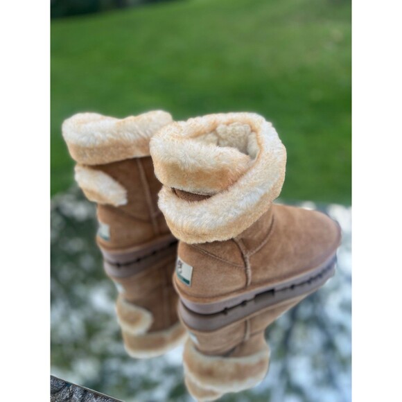 Leather and Fleece Lamo Boots Winter Tan Beige Furry Fuzzy Boots - Picture 5 of 7